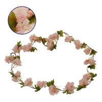 GloboStar® 09020 Τεχνητό Κρεμαστό Φυτό Διακοσμητική Γιρλάντα Μήκους 2.2 μέτρων με 18 X Άνθη Κερασιάς Ροζ